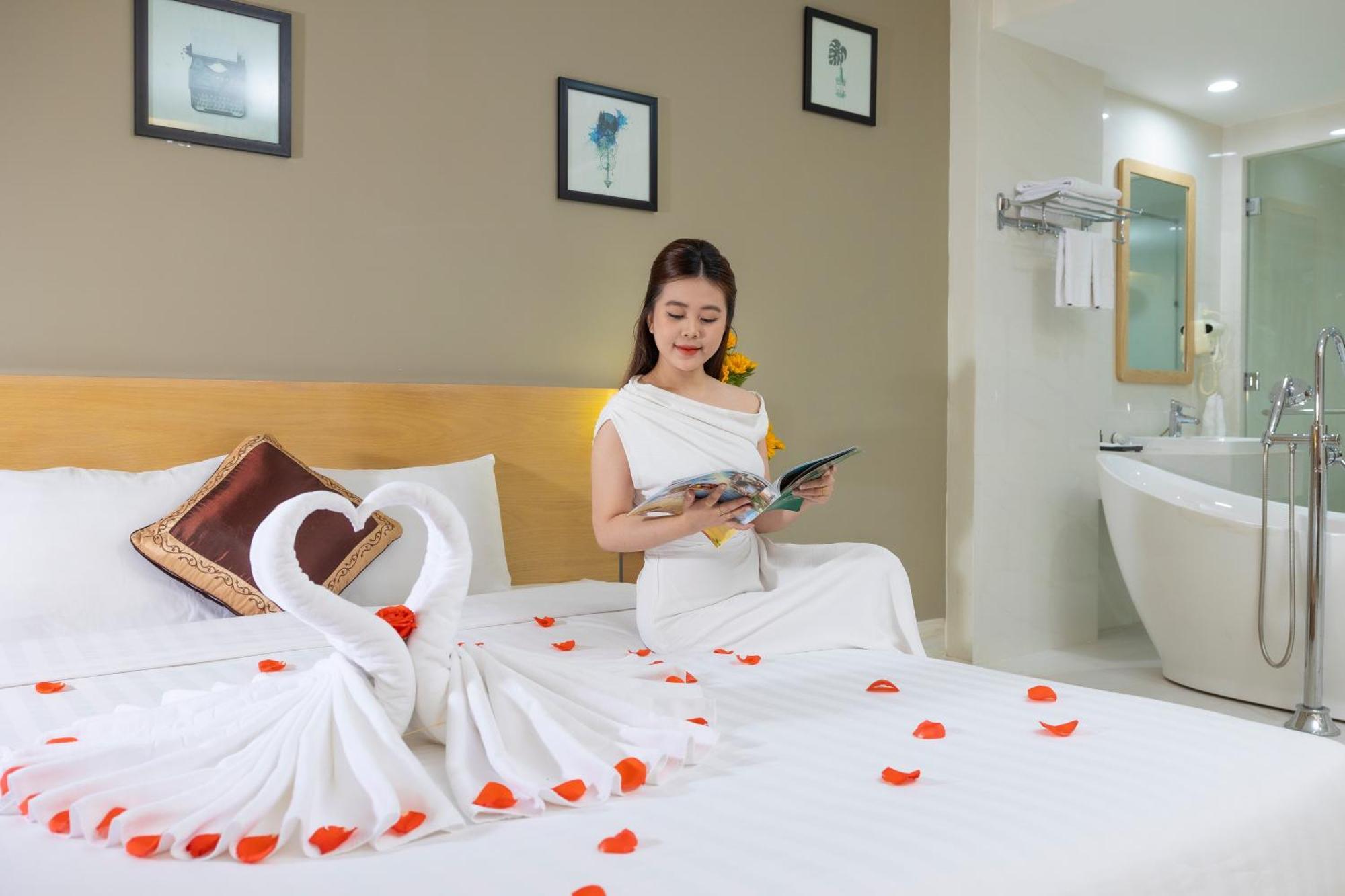 Gibson Hotel Nha Trang Exterior photo