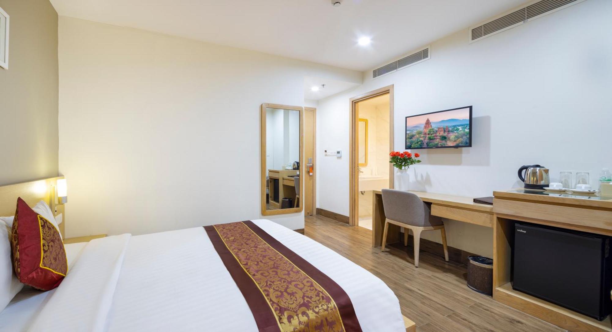 Gibson Hotel Nha Trang Exterior photo