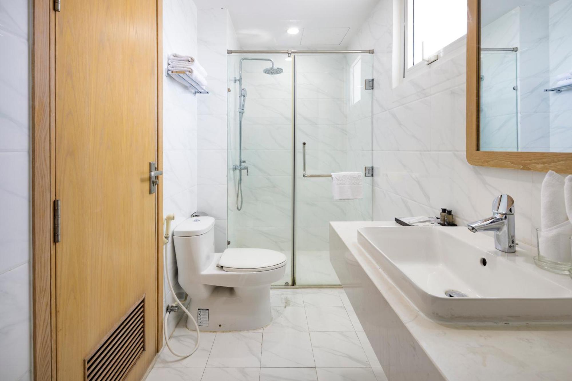 Gibson Hotel Nha Trang Exterior photo